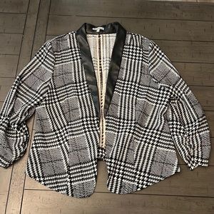 4/$20 Charlotte Russe printed blazer Sz XL